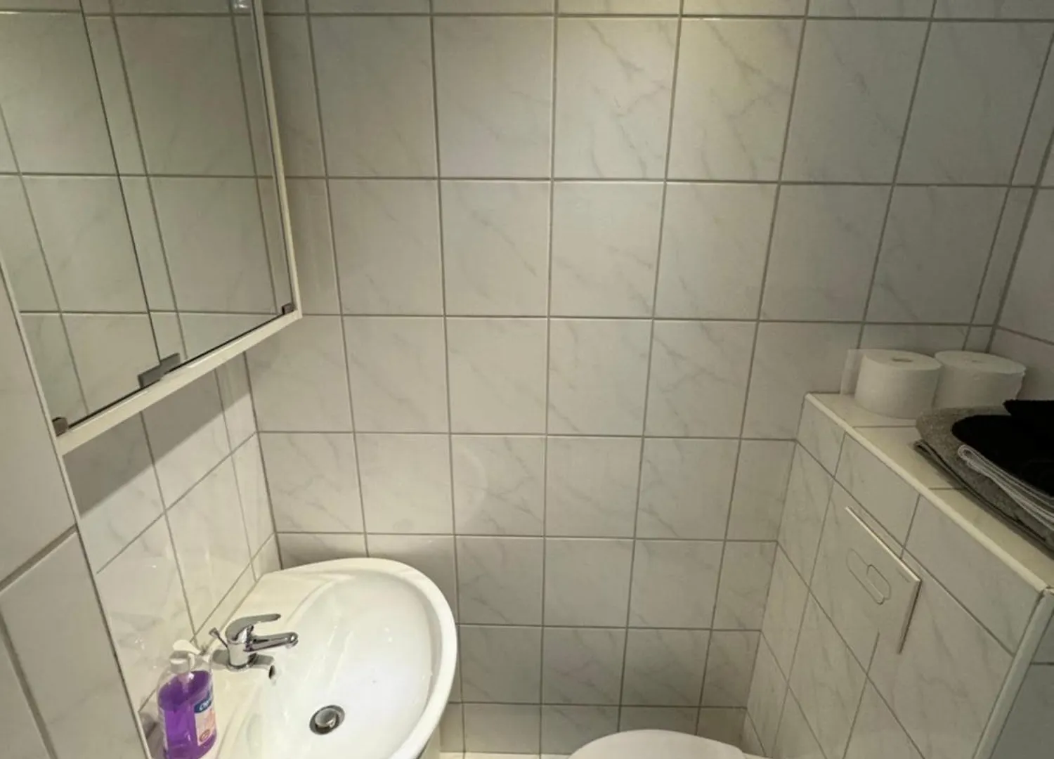 Zentrale 1-Zimmer Wohnug In Hannover 0*,