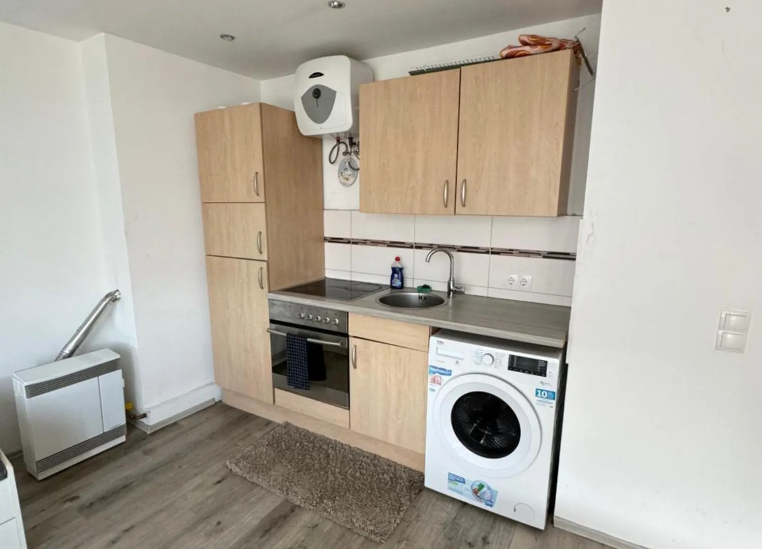 Zentrale 1-Zimmer Wohnug In הנובר דירה